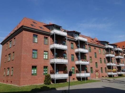 Maisonette zur Miete 394 € 3 Zimmer 64 m² Dachgeschoss, 4. Geschoss frei ab sofort Max-Sens-Platz 2 Zerbst Zerbst/Anhalt 39261