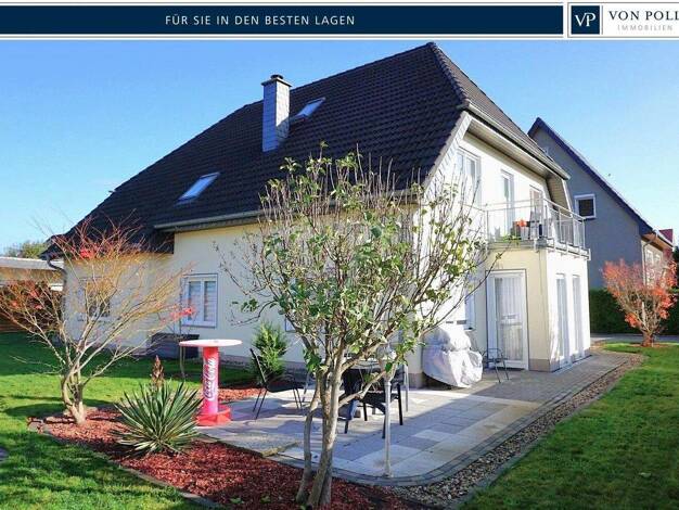 Einfamilienhaus zum Kauf 987.000 € 8 Zimmer 205,4 m² 1.107 m² Grundstück Falkensee 14612