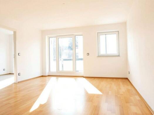 Wohnung zum Kauf 230.000 € 3 Zimmer 74 m² frei ab sofort Niefern Niefern-Öschelbronn 75223