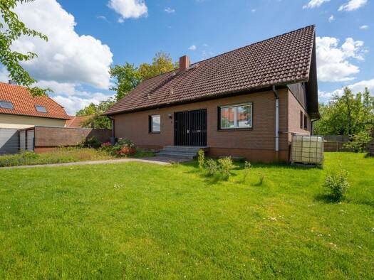 Einfamilienhaus zum Kauf 349.000 € 4,5 Zimmer 118 m² 924 m² Grundstück Hardissen Lage 32791
