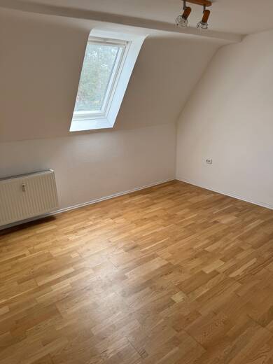 Wohnung zur Miete 480 € 2 Zimmer 45 m² Dachgeschoss, 2. Geschoss frei ab sofort Wolkersdorf Schwabach 91126