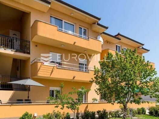 Haus zum Kauf 1.900.000 € 17 Zimmer 630 m² Kila Split