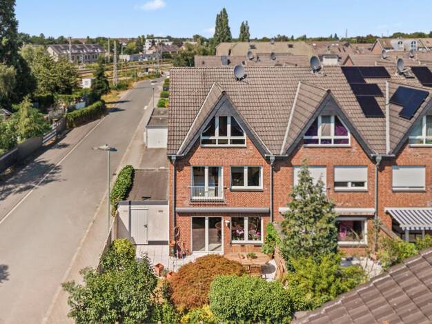 Reihenendhaus zum Kauf 470.000 € 4 Zimmer 140 m² 226 m² Grundstück frei ab 01.01.2027 Bergheim Rheinhausen 47228