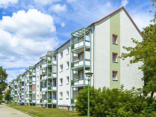Wohnung zur Miete 354 € 3 Zimmer 64,3 m² 2. Geschoss frei ab sofort Bautzener Allee 6 Hoyerswerda Hoyerswerda 02977