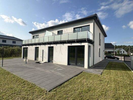 Doppelhaushälfte zur Miete - Erstbezug 1.500 € 4 Zimmer 132 m² 350 m² Grundstück frei ab sofort Lauenburg/Elbe 21481