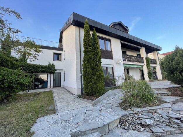 Einfamilienhaus zum Kauf provisionsfrei 1.200.000 € 10 Zimmer 340 m² 980 m² Grundstück Berg Donauwörth 86609