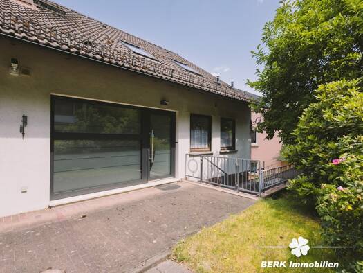 Einfamilienhaus zum Kauf 549.000 € 9 Zimmer 295 m² 1.071 m² Grundstück Waldaschaff 63857