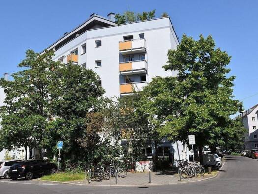Studio zur Miete 415 € 1 Zimmer 40,9 m² 5. Geschoss frei ab 01.04.2026 Pilotystraße 73 Gärten h d Veste Nürnberg 90408