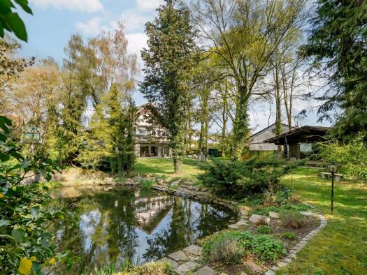 Einfamilienhaus zum Kauf 689.000 € 7 Zimmer 295 m² 2.600 m² Grundstück Feldkirchen Feldkirchen 94351