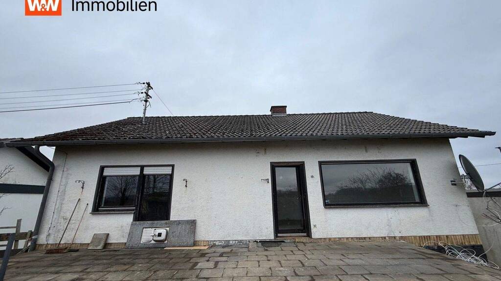 Einfamilienhaus zum Kauf 239.000 € 6 Zimmer 167 m² 638 m² Grundstück Neustadt Neustadt (Wied) 53577