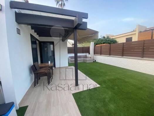 Villa zur Miete - Erstbezug 1.400 € 1 Zimmer 45 m² 60 m² Grundstück San Bartolomé de Tirajana 35100