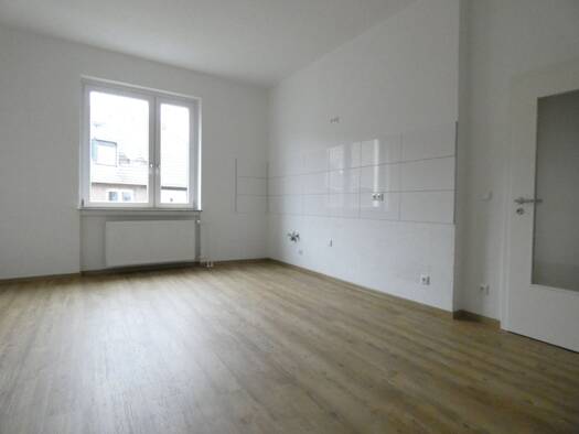 Wohnung zur Miete 825 € 3 Zimmer 80,5 m² 2. Geschoss frei ab 01.06.2026 Gemarkenstr. 98 Holsterhausen Essen 45147