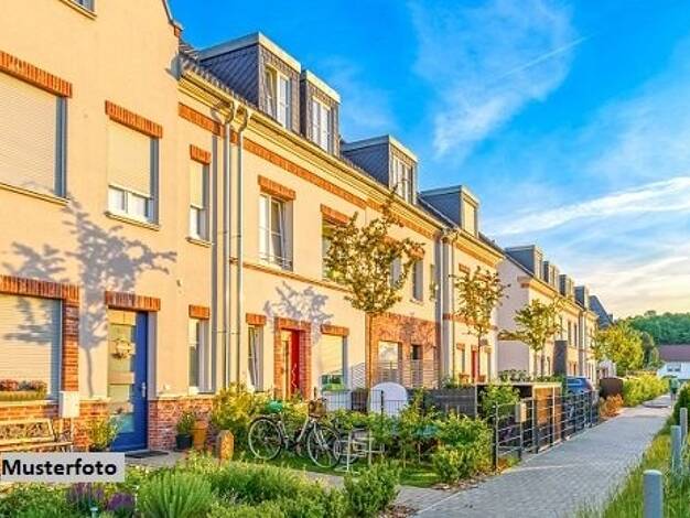 Reihenmittelhaus zum Kauf 237.001 € 1 Zimmer 114 m² 247 m² Grundstück Heißen-Fulerum Mülheim/Ruhr 45472