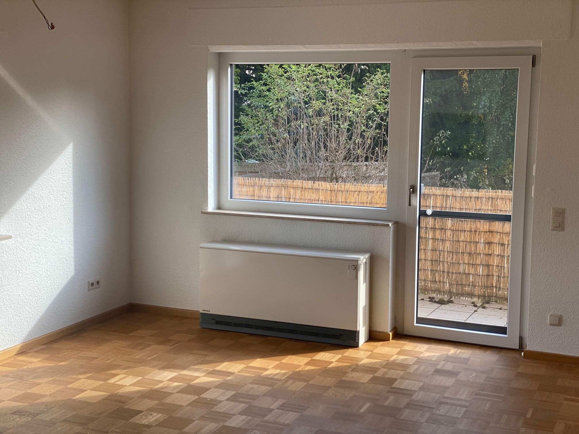 Wohnung zur Miete 1.300 € 3,5 Zimmer 105 m²<br/>Wohnfläche EG<br/>Geschoss ab sofort<br/>Verfügbarkeit Eisenbach Obernburg a.Main 63785