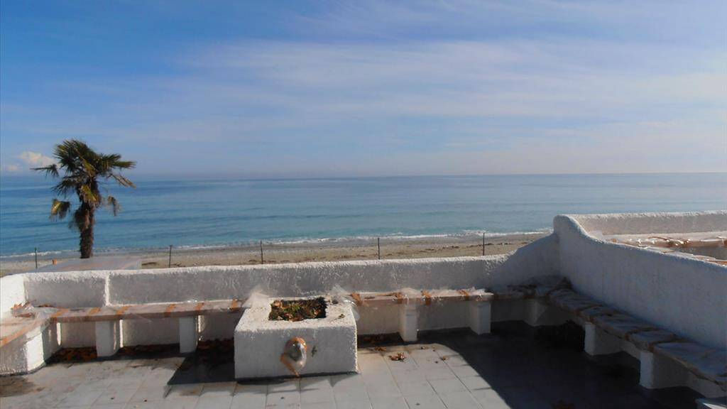 Bürogebäude zum Kauf als Kapitalanlage geeignet 2.400.000 € 11.000 m² Olympische Riviera