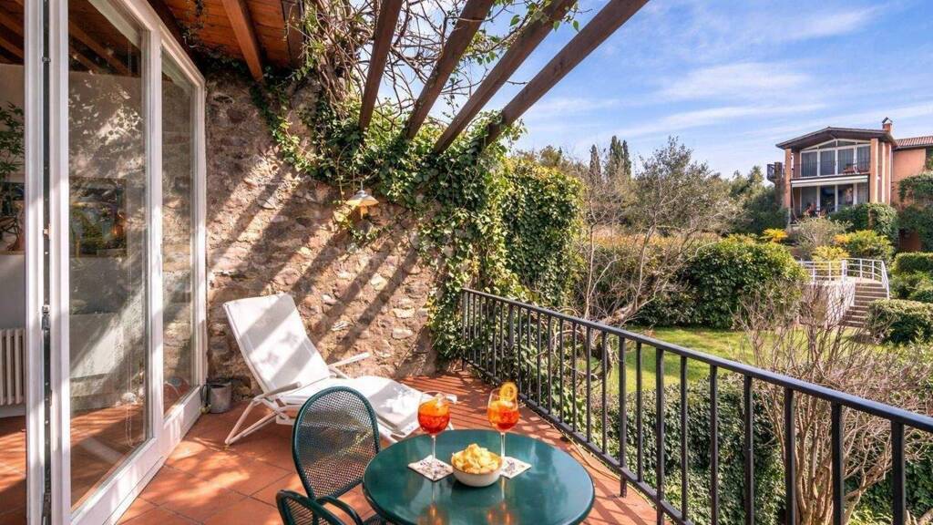 Terrassenwohnung zum Kauf 340.000 € 2 Zimmer 90 m² frei ab sofort Costermano sul Garda 37010