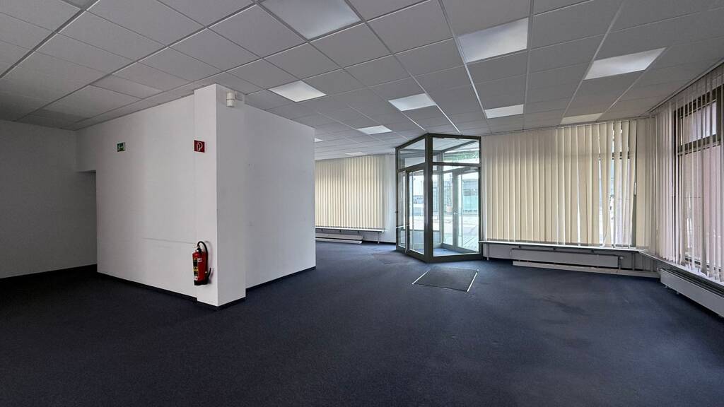 Bürofläche zur Miete 5.210 € 14 Zimmer 521 m² Bürofläche Aalen 73430