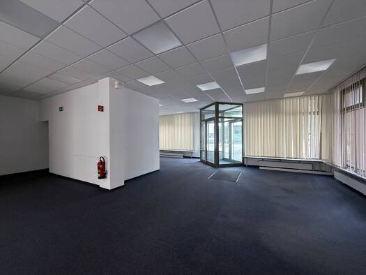 Bürofläche zur Miete 5.210 € 14 Zimmer 521 m² Bürofläche Aalen Aalen 73430