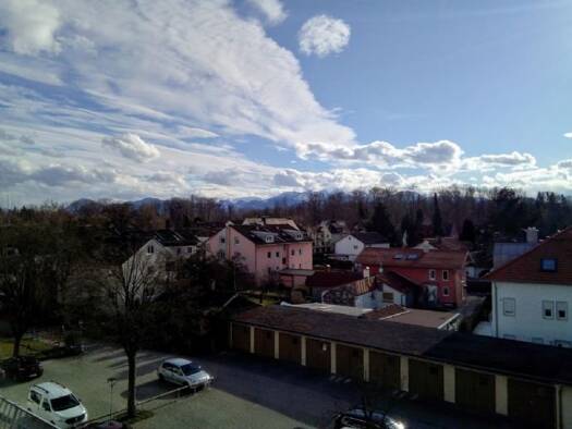 Wohnung zur Miete 515 € 1,5 Zimmer 35 m² 3. Geschoss frei ab 01.11.2026 Enzenspergerstraße 30 Süd Rosenheim 83026