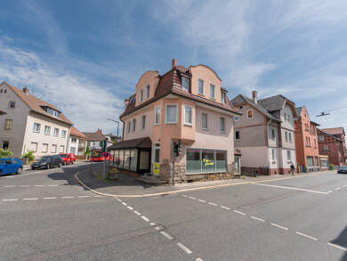 Wohn- und Geschäftshaus zum Kauf als Kapitalanlage geeignet 265.000 € 277 m² 218 m² Grundstück Neustadt Neustadt bei Coburg 96465