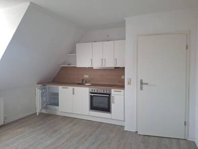 Wohnung zur Miete 325 € 2 Zimmer 31 m² Dachgeschoss, 3. Geschoss frei ab sofort Lilienthatstr.7 Bürgerpark Bremerhaven 27570