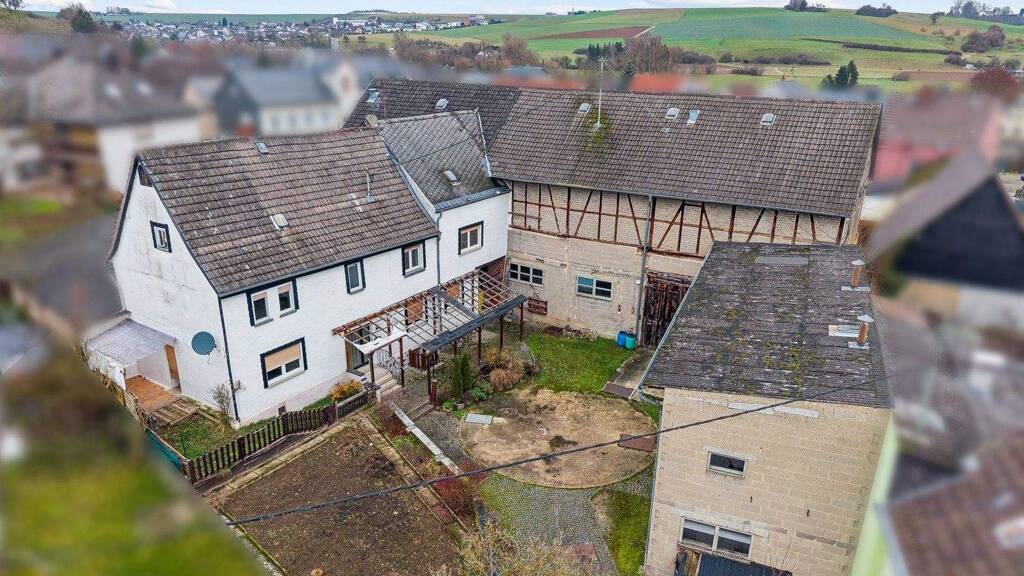 Bauernhaus zum Kauf 299.500 € 6 Zimmer 165 m² 1.300 m² Grundstück Flacht 65629