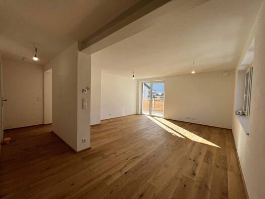 Wohnung zum Kauf - Erstbezug provisionsfrei 688.000 € 3 Zimmer 85,7 m² 2. Geschoss Großgmain 5084