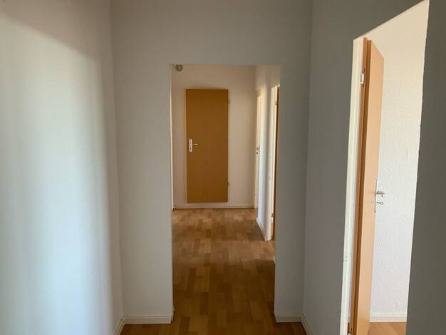 Wohnung zur Miete 559 € 4 Zimmer 88,4 m² 6. Geschoss frei ab 01.05.2026 Stuttgarter Allee 10 Grünau-Mitte Leipzig 04209
