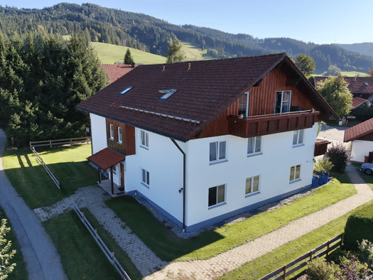 Mehrfamilienhaus zum Kauf als Kapitalanlage geeignet 1.199.000 € 18 Zimmer 533,8 m² 1.025 m² Grundstück Kleinweiler Hofen Weitnau 87480