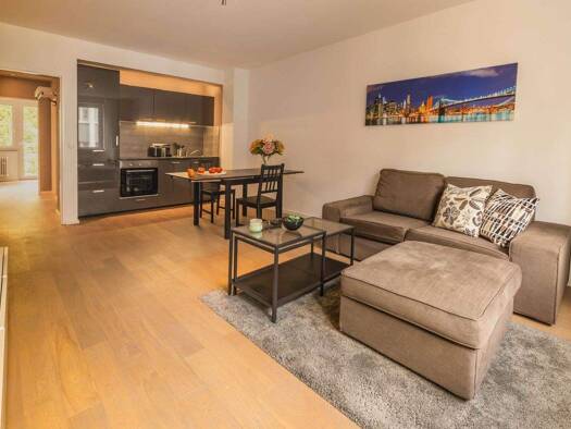 Wohnung zur Miete 1.695 € 2 Zimmer 55 m² 4. Geschoss frei ab 01.03.2026 Bahnhofsviertel Frankfurt am Main 60329