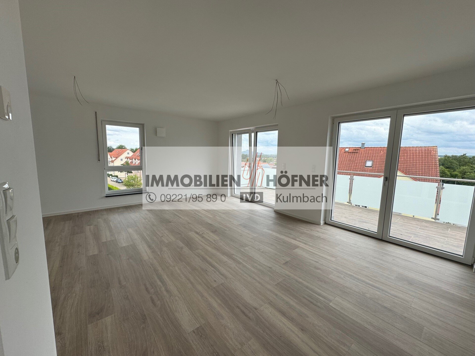 Penthouse zum Kauf provisionsfrei 331.788 € 3 Zimmer 92 m²<br/>Wohnfläche 3.<br/>Geschoss Speichersdorf Speichersdorf 95469