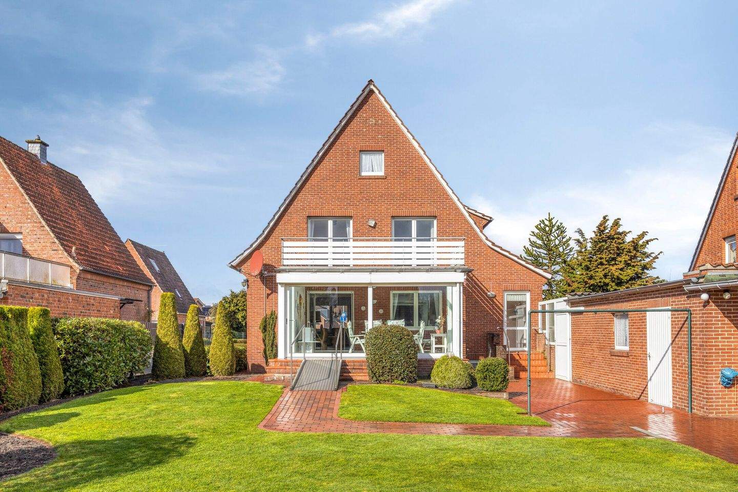 Immobilie in Nordhorn - Freistehend wohnen mit viel Platz, Ruhe und Potenzial – in begehrter Lage von Nordhorn - Bild 1