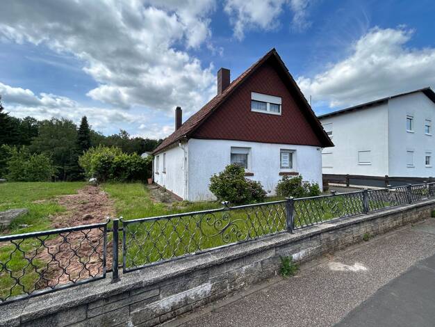 Mehrfamilienhaus zum Kauf 140.000 € 6 Zimmer 169,7 m² 1.156 m² Grundstück Innenstadt Pirmasens 66953