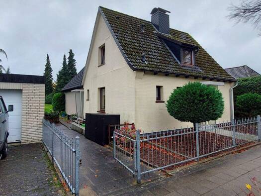 Haus zum Kauf 295.000 € 4 Zimmer 144 m² 1.204 m² Grundstück frei ab sofort Schneverdingen 29640