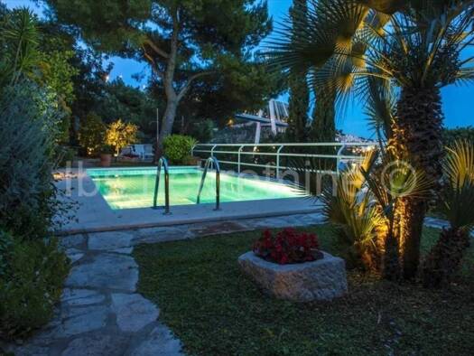 Haus zum Kauf 2.800.000 € 8 Zimmer 400 m² Dubrovnik