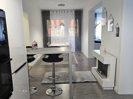Wohnung zum Kauf 275.000 € 4 Zimmer 94 m² 2. Geschoss Anton-Günther-Weg 20 Waldkraiburg Waldkraiburg 84478
