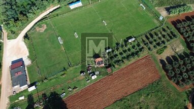 Land-/Forstwirtschaft zum Kauf 187.000 € Porec center