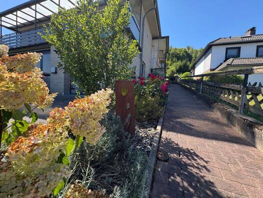 Einfamilienhaus zum Kauf 489.000 € 7 Zimmer 225 m² 1.075 m² Grundstück Roßbach Witzenhausen 37216