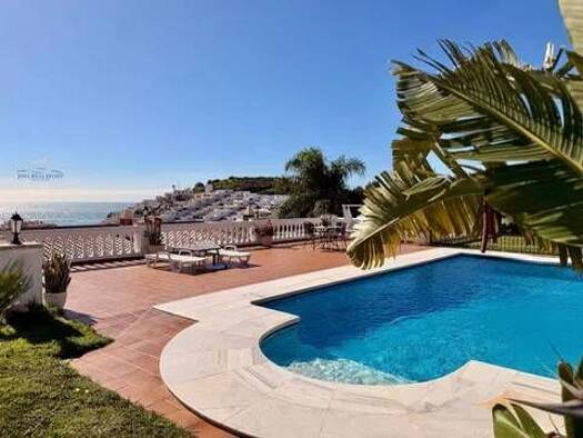 Chalet zum Kauf 1.300.000 € 4 Zimmer 280 m² Calle Colina De San Cristóbal, 25 Almuñécar 18690