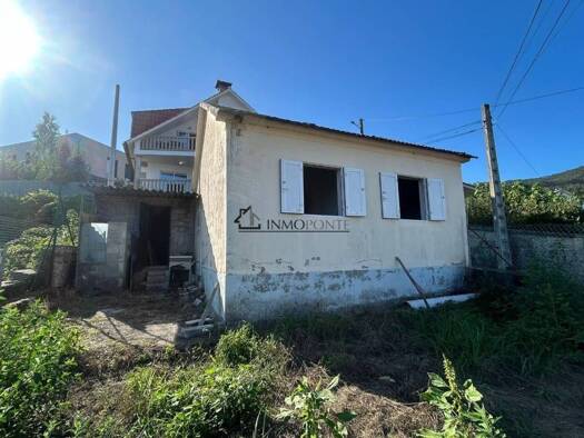 Villa zum Kauf 149.000 € 2 Zimmer 97 m² 179 m² Grundstück Poio 36993