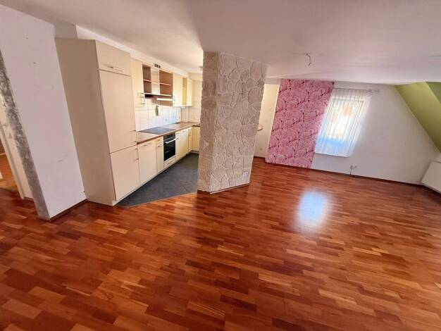 Maisonette zum Kauf provisionsfrei 469.000 € 4,5 Zimmer 99 m² 2. Geschoss Heutingsheim Freiberg am Neckar 71691