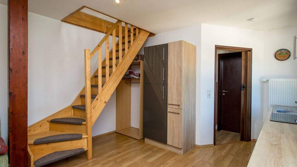 WG-Zimmer zur Miete 1.000 € 3 Zimmer 95 m² frei ab sofort Leutzsch Leipzig 04179