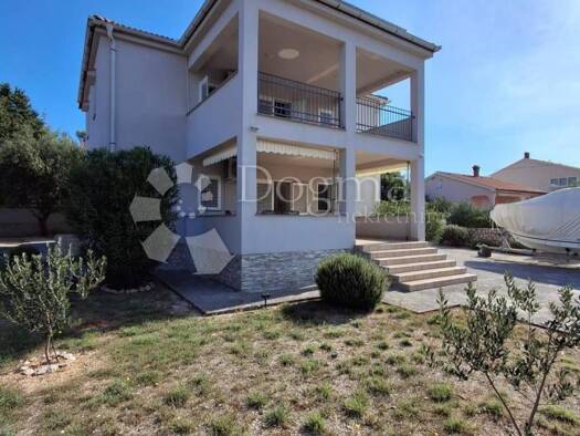 Haus zum Kauf 600.000 € 5 Zimmer 211 m² Barbat na Rabu, Rab Rab