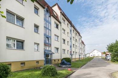 Wohnung zur Miete 340 € 3 Zimmer 61 m² Dachgeschoss, 4. Geschoss Lippeweg 26 Merseburg Merseburg 06217