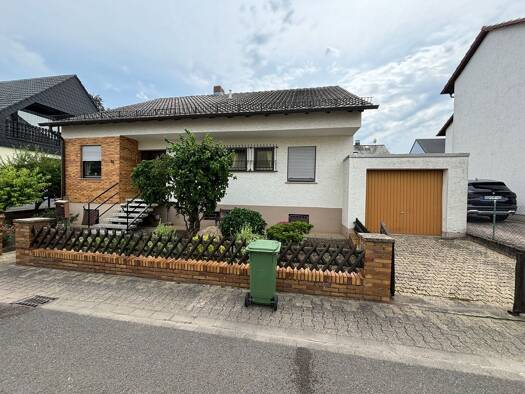 Einfamilienhaus zum Kauf 375.000 € 5 Zimmer 120 m² 495 m² Grundstück frei ab sofort Bissersheim 67281