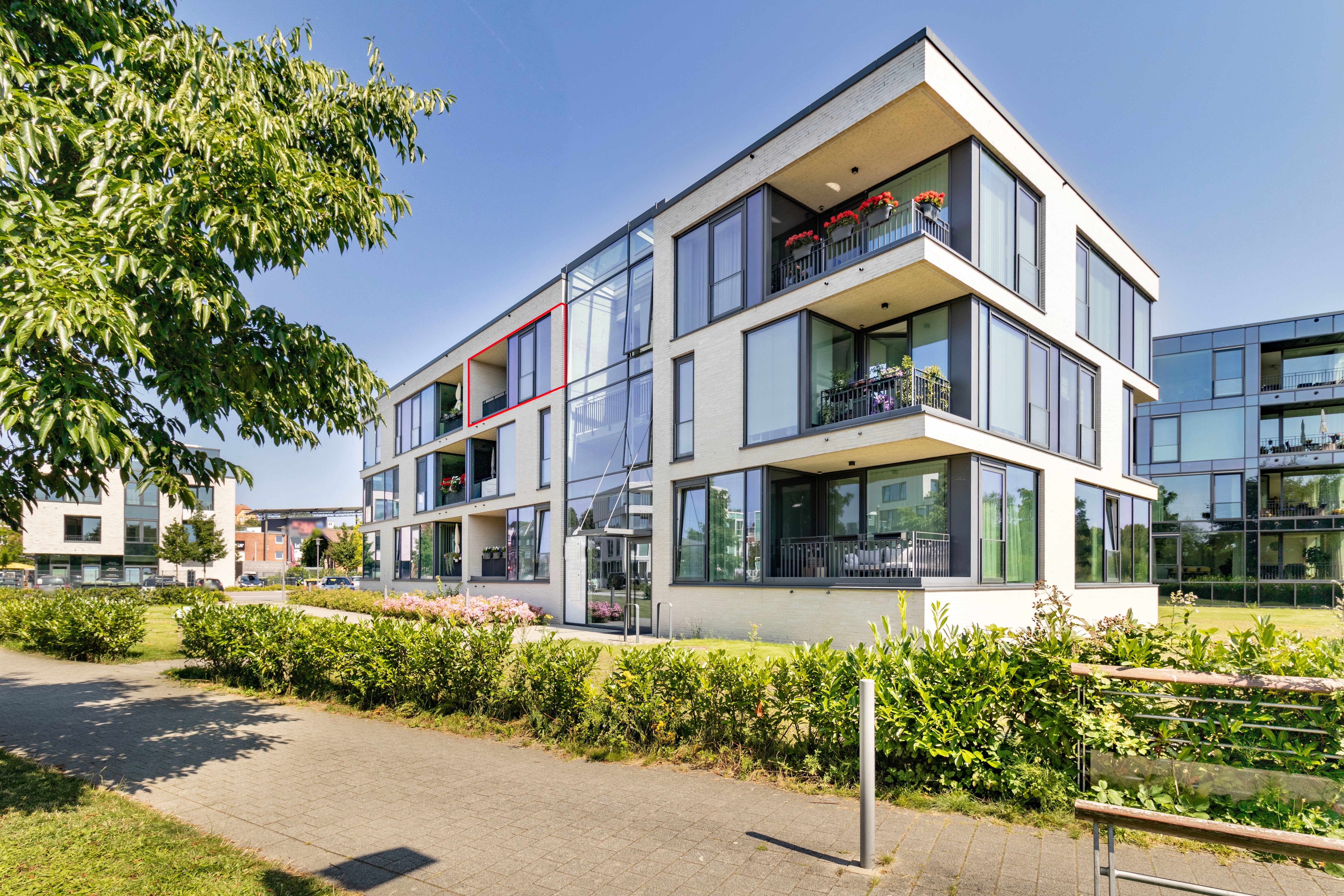 Wohnung zur Miete 1.644 € 3 Zimmer 106 m²<br/>Wohnfläche 2.<br/>Geschoss ab sofort<br/>Verfügbarkeit Rathaus Schleswig 24837