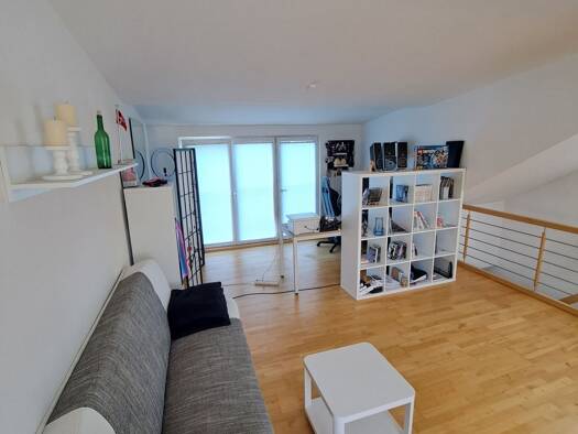 Wohnung zur Miete 650 € 3 Zimmer 105 m² 3. Geschoss frei ab sofort Eisenbahnstraße 33 Reichenbach Reichenbach 08468