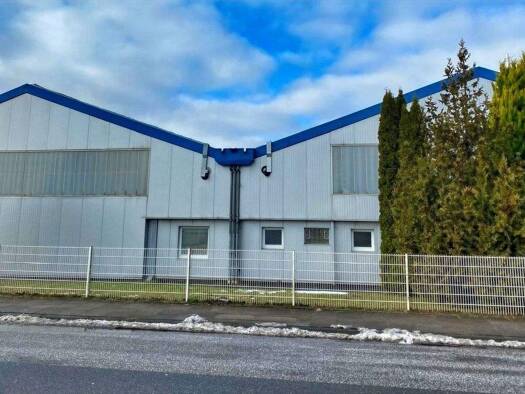 Lagerhalle zum Kauf 4.000.000 € 4.947,2 m² Lagerfläche Elmshorn 25337