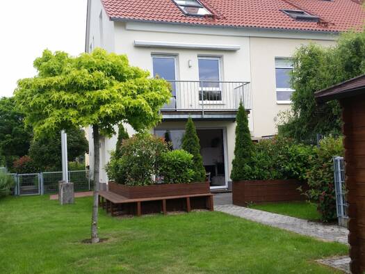 Doppelhaushälfte zum Kauf 299.000 € 4 Zimmer 141 m² 300 m² Grundstück Inheiden Hungen 35410