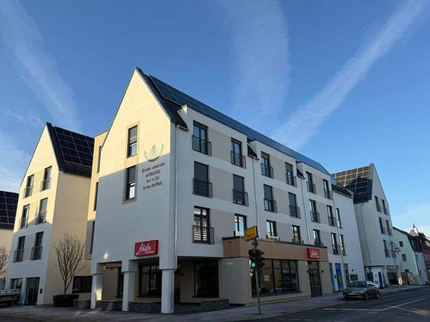 Praxis zur Miete - Erstbezug 8 Zimmer 164 m² Bürofläche Elz 65604